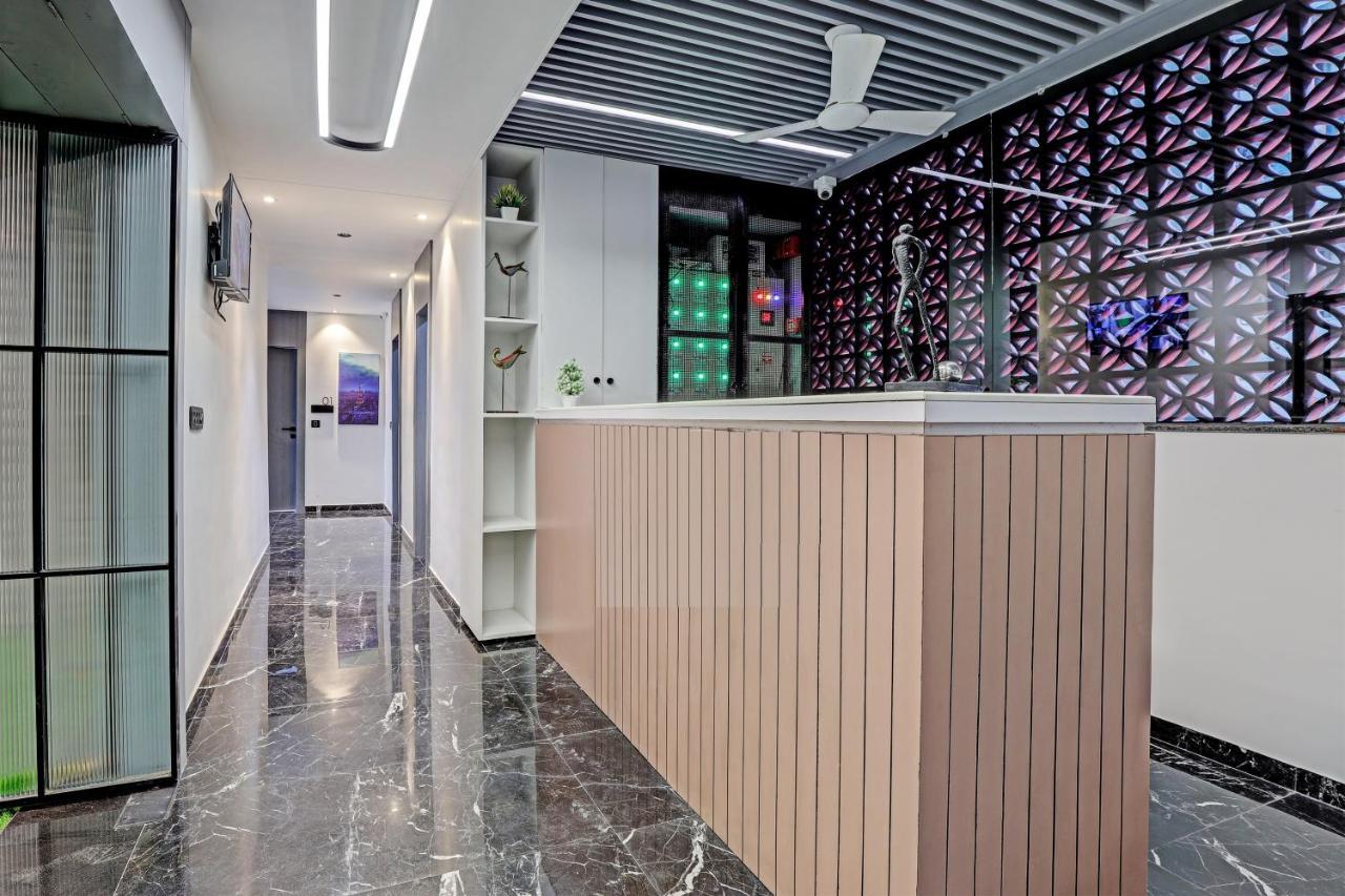 Hotel Lee Platinum Αχμπανταμπάντ Εξωτερικό φωτογραφία