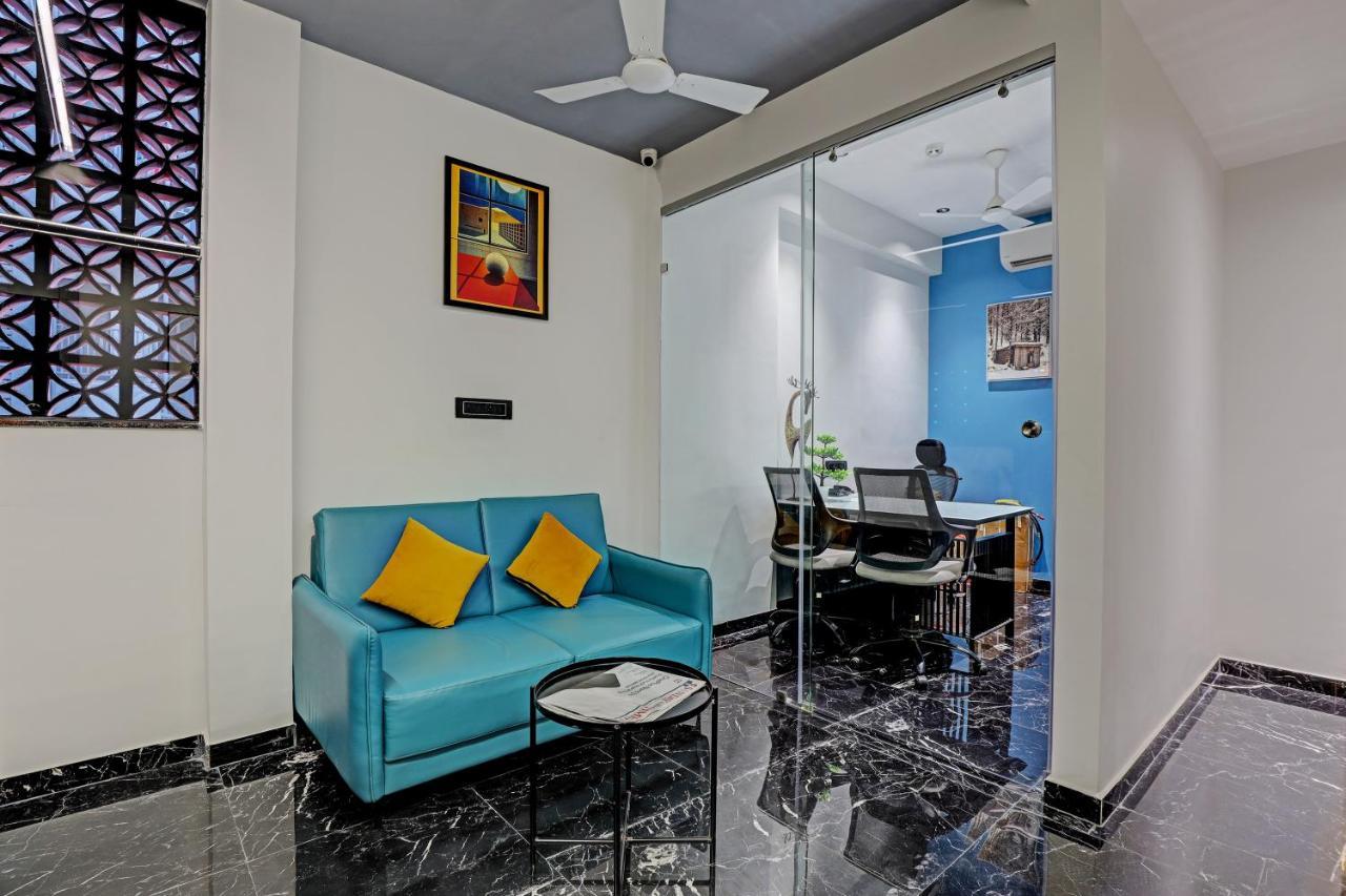 Hotel Lee Platinum Αχμπανταμπάντ Εξωτερικό φωτογραφία